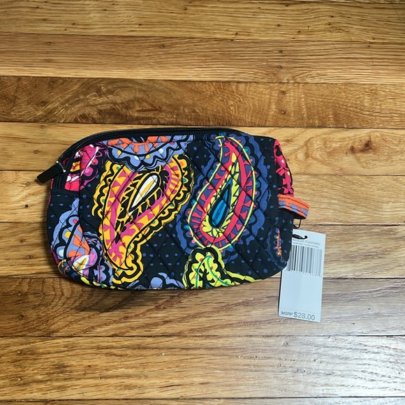 Vera Bradley Accessories - Picture 4 of 6